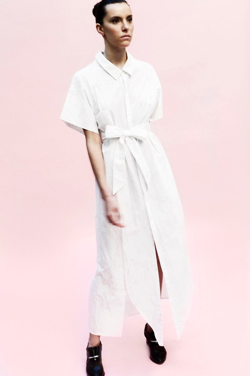 襯衫: 印花: 日本製: 一片式剪裁 - 女襯衫 - 棉．麻 白色