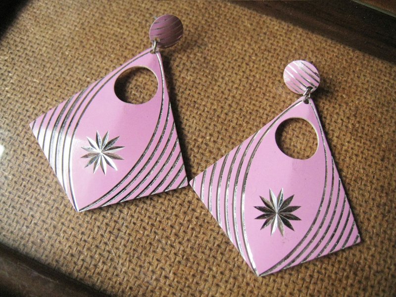 古董針式耳環【神盾-粉紅】 - 耳環/耳夾 - 其他金屬 粉紅色