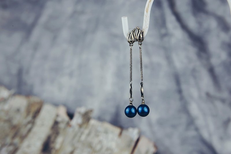 COR-DATE elegant lady, swaying tulips, blue pearl [580] - Earrings & Clip-ons - Other Metals 