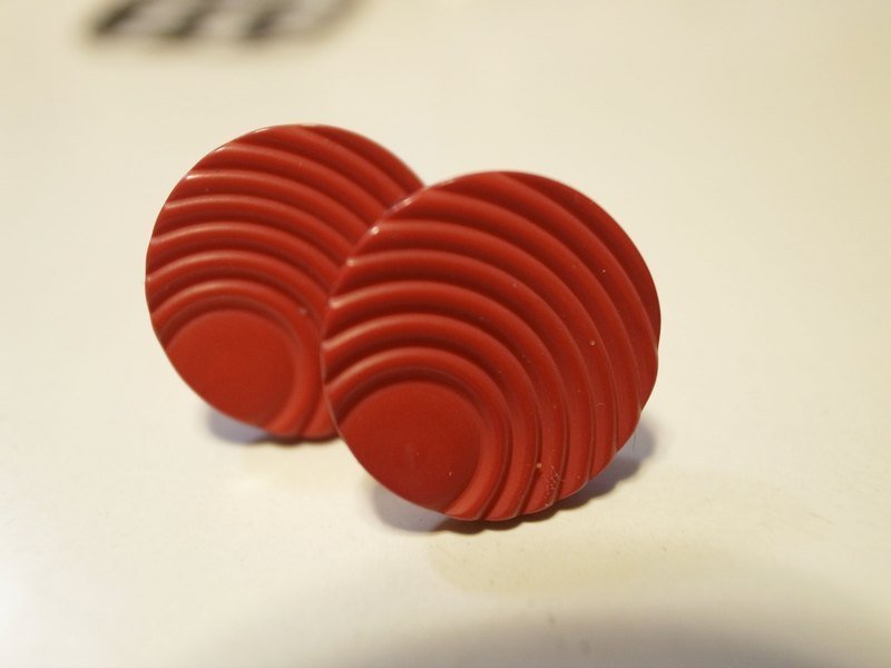 紅色拋物線耳環(僅1付)-售出 - 耳環/耳夾 - 其他材質 