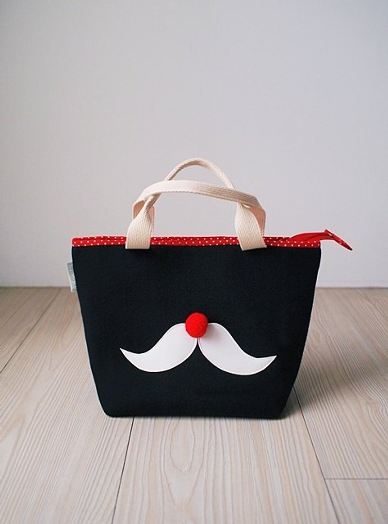 hairmo. Alice Beard out zipper bag - red and black - Handbags & Totes - Other Materials Black