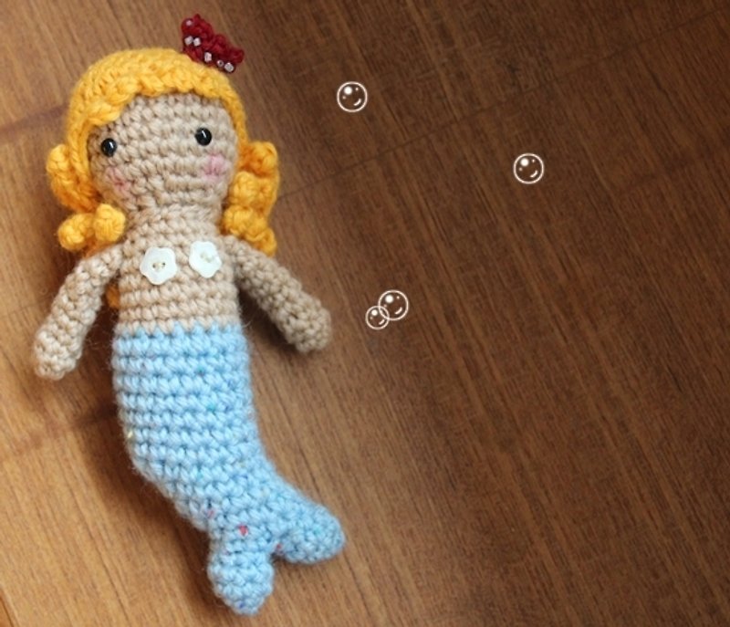 Amigurumi crochet doll: Mermaid Doll, Water Blue tail - ตุ๊กตา - เส้นใยสังเคราะห์ สีน้ำเงิน