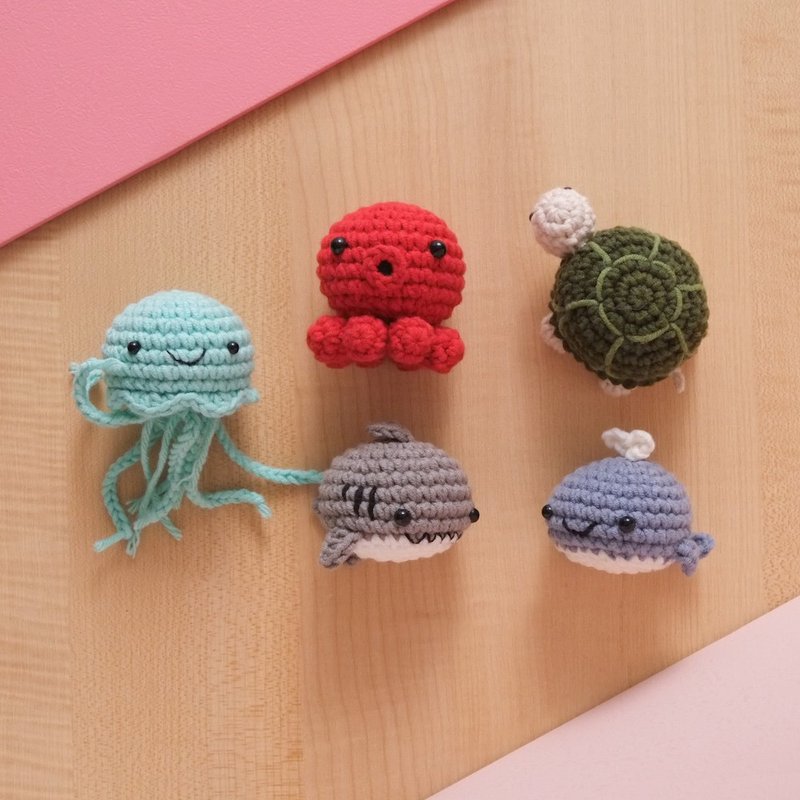 [DIY Material Pack] Healing Small Animals and Marine Creatures - Knitting, Embroidery, Felted Wool & Sewing - Other Materials Multicolor