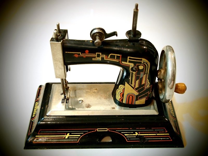 1920年代 德製英國區古董小縫紉機 C - 其他 - 其他材質 黑色