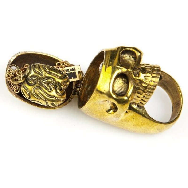 Skull ring and brain pendant in  brass with oxidized antique gold color ,Rocker jewelry ,Skull jewelry,Biker jewelry - แหวนทั่วไป - โลหะ 
