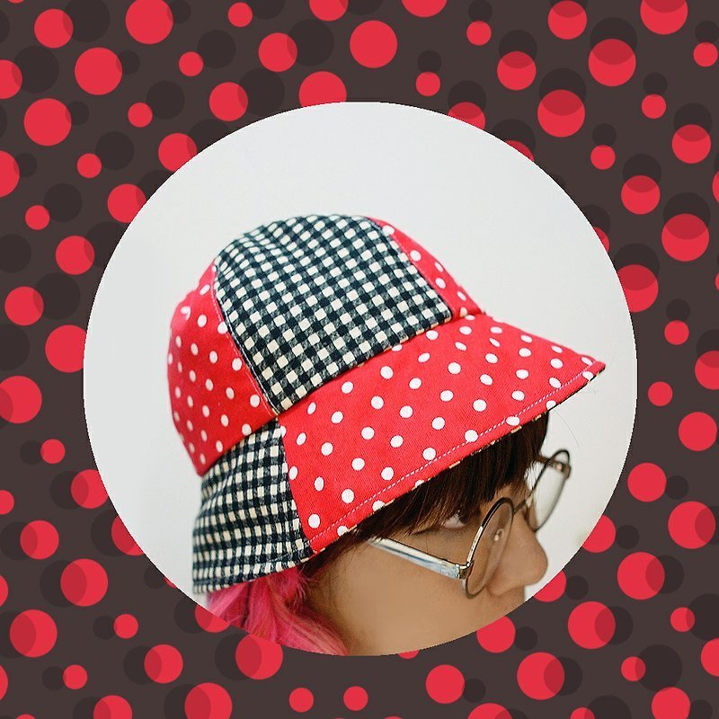 A MERRY HEART♥有點有格拼接漁夫帽 - หมวก - วัสดุอื่นๆ สีแดง