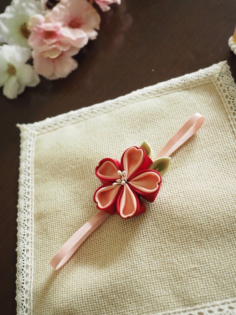 Handmade Ribbon sakura Elastic Baby/ kidHeadband - หมวกเด็ก - ผ้าฝ้าย/ผ้าลินิน สีแดง