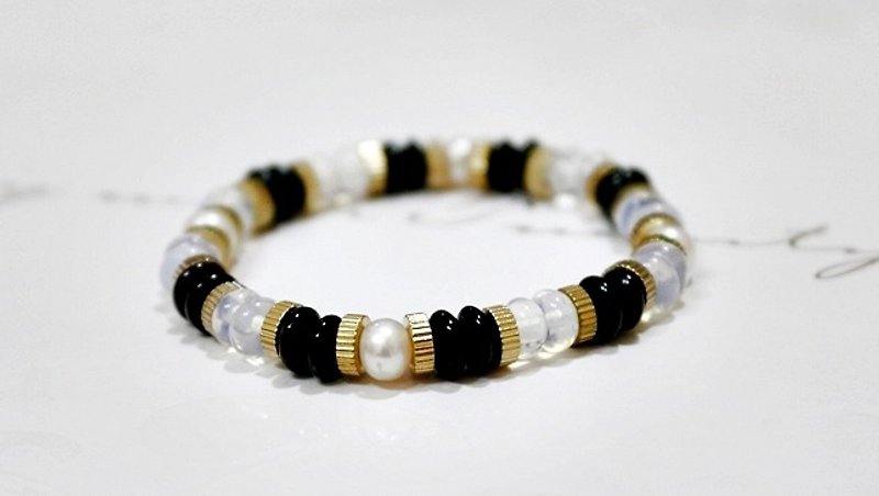 Natural stone x brass bracelets _ black dream - Bracelets - Gemstone White