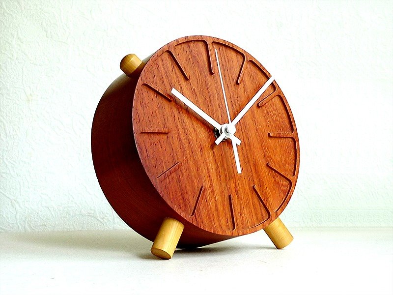 Line is radiant and celebrates everywhere~ - Clocks - Wood 