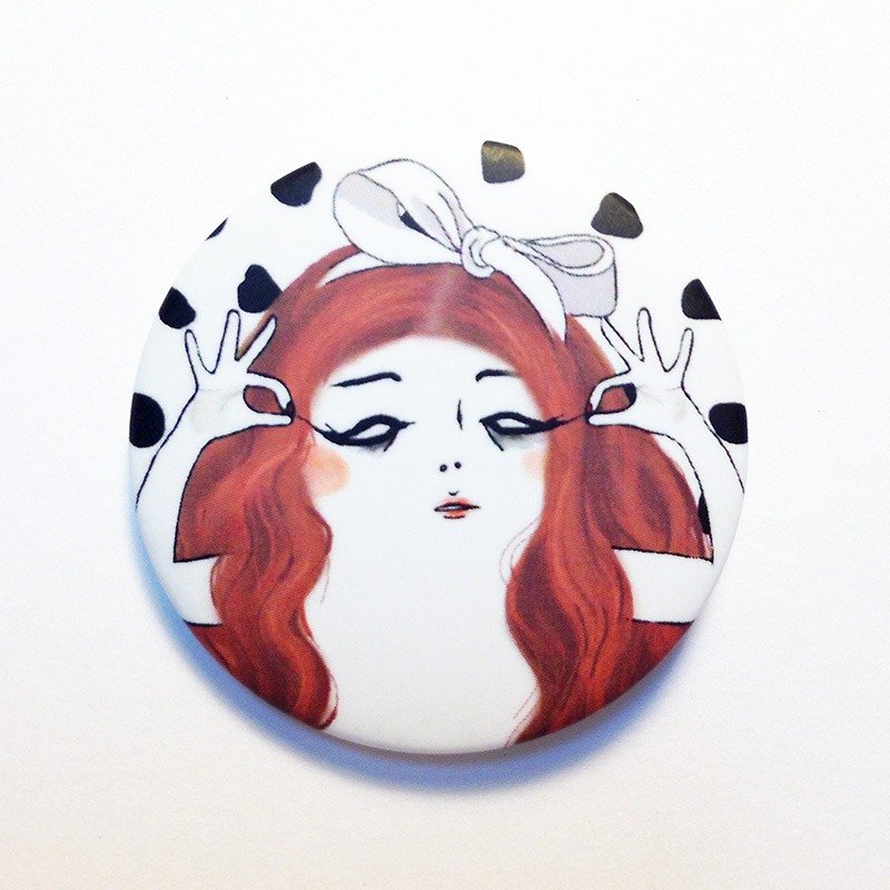 Curly eyelash Egghead girl / pin back buttons - Badges & Pins - Plastic White