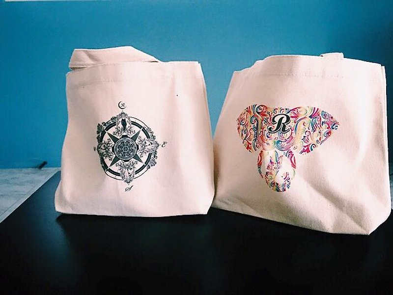 Regolith Moon Soil Brand Canvas Bag Pouch - กระเป๋าถือ - ผ้าฝ้าย/ผ้าลินิน ขาว