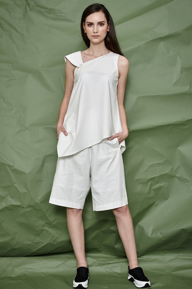 【換季特賣】白色條紋造型無 - 女裝 上衣 - 棉．麻 白色