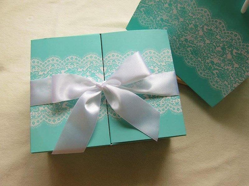 Plus gift shopping district (bow gift box + bag) - Wood, Bamboo & Paper - Paper Green