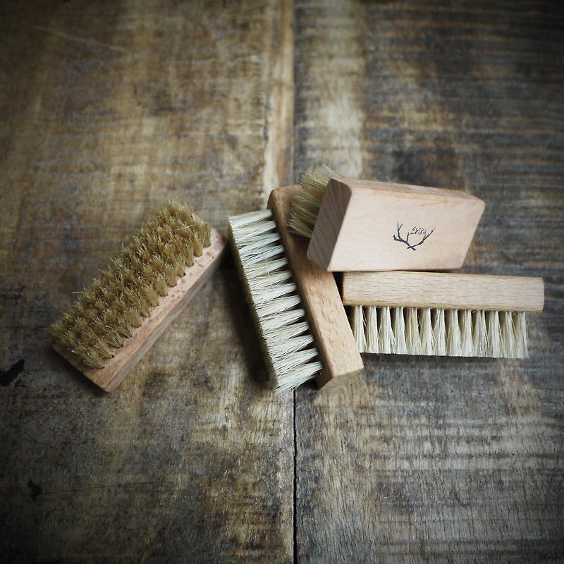 HIKER Leather Studio // Bristle brush - Other - Other Materials Khaki