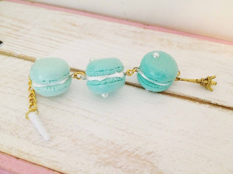 sweet4girls Hand cream French macarons in Paris Charm wedding dust plugs iPhone 4s s2 s3 htc 3.5mm headphone plug bubblegum - ที่ตั้งมือถือ - วัสดุอื่นๆ หลากหลายสี