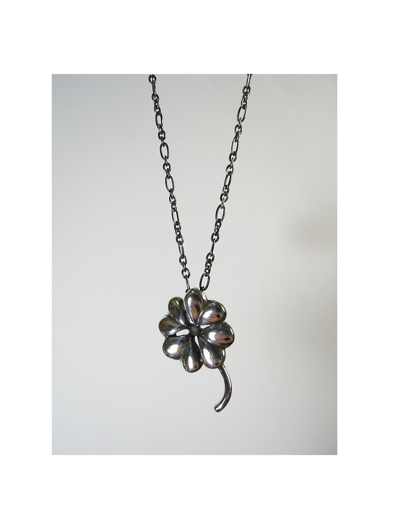 Lucky・Clover - Necklaces - Other Metals Silver