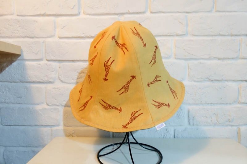 Animal Series _ look far giraffe Mr. bud hat - หมวก - วัสดุอื่นๆ 
