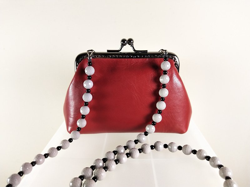 [Seasonal sale] Red leather handbag (Golden bag) - Other - Genuine Leather Red