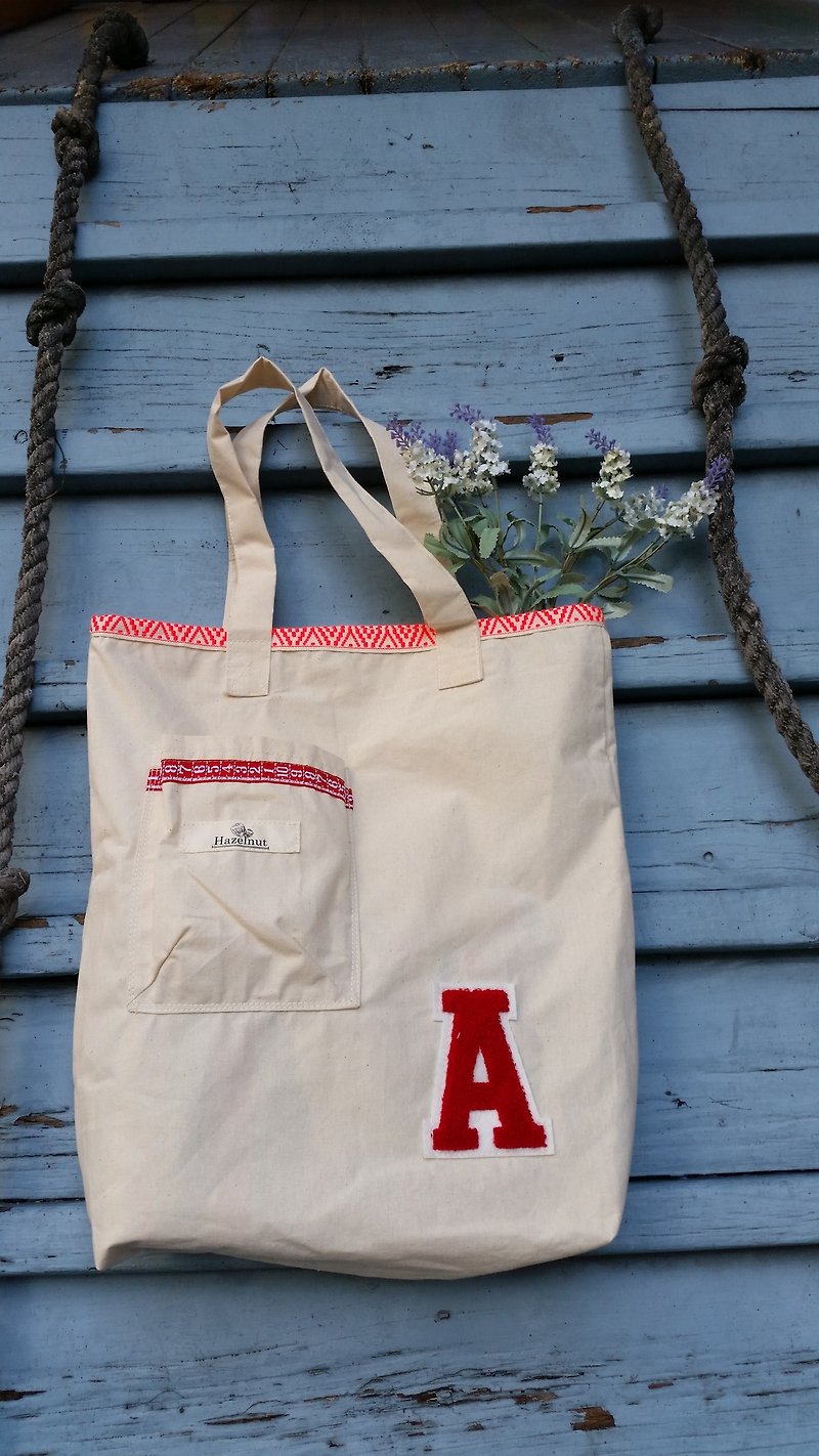 A characteristic pattern embroidered ribbon English words bags / handbag / shoulder bag / cotton canvas / handmade / occupied / gifts / birthday gift - กระเป๋าแมสเซนเจอร์ - วัสดุอื่นๆ สีแดง