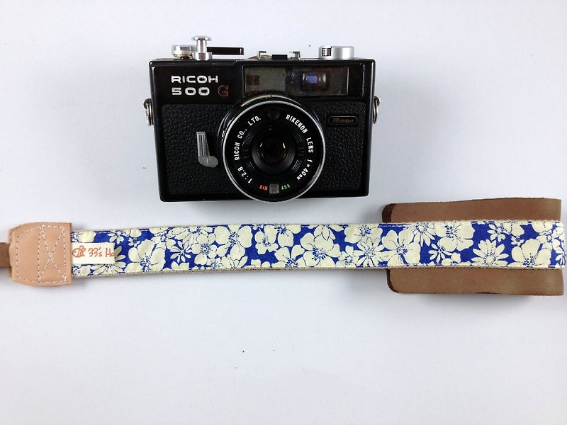 Hand-made monocular. Class monocular decompression camera strap. Camera strap---retro blue background with white flowers - Camera Straps & Stands - Other Materials Blue