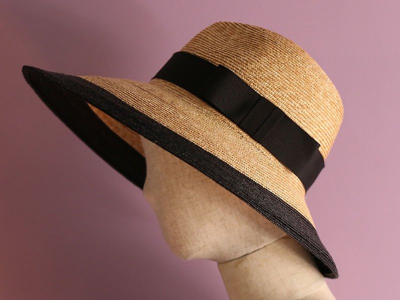Wide brim two tone fedora hat "Dalia" - หมวก - พืช/ดอกไม้ สีกากี
