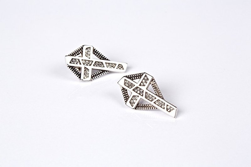 geometric Geometric Pattern Design Series-Swarovski Black Diamond Cross Ear Pin Earrings - ต่างหู - โลหะ สีดำ