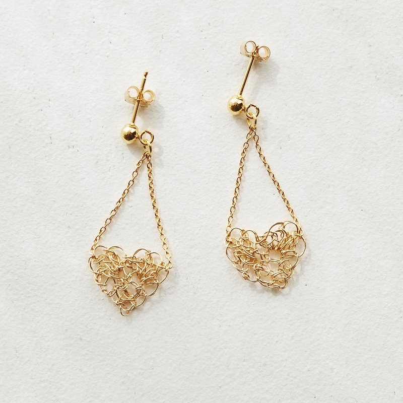 黃銅鍍金 愛心墜飾耳環 - 耳環/耳夾 - 其他金屬 金色