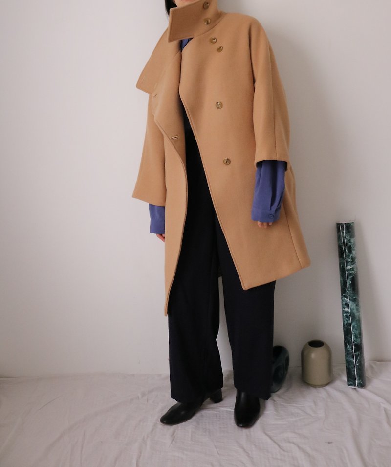 Cloche Coat ウール 100% キャメル クラシック レトロ ベル コートは、色をカスタマイズできます。 - ジャケット - ウール 