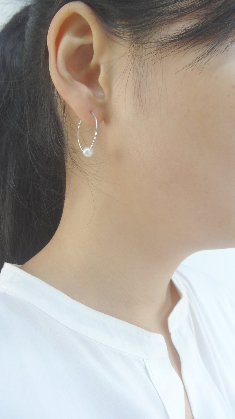 Natural pearl, sterling silver earrings (one pair), designer handmade silverware - Earrings & Clip-ons - Paper White