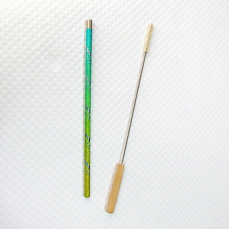 [Made in Japan Horie] Titanium Love Earth-Pure Titanium ECO Straw-Forest Green + Log Handle Straw Brush - หลอดดูดน้ำ - โลหะ สีเขียว