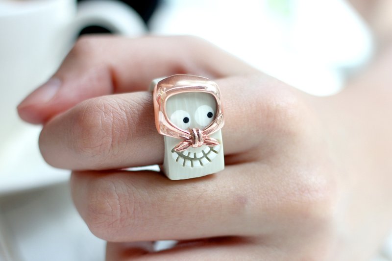 Kangaroom : ​Dorobou : Rose gold - 戒指 - 防水材質 灰色