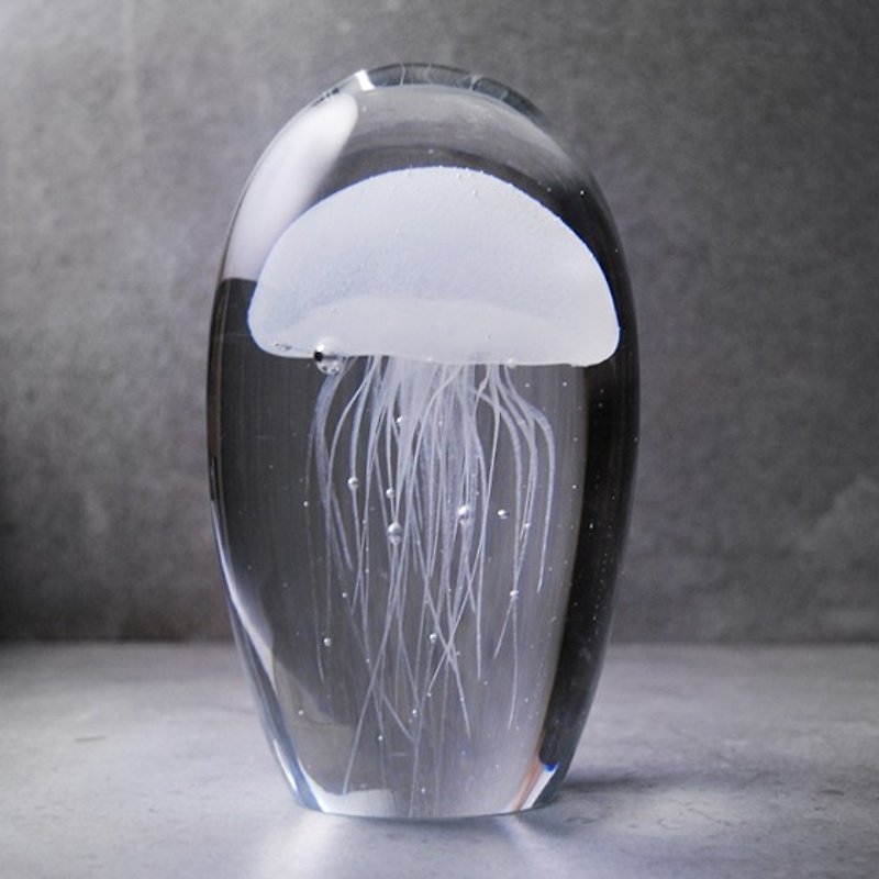 (純白) 16cm 玻璃水母擺飾 Jellyfish 漂浮水母 刻字禮物 客製 - 擺飾/家飾品 - 玻璃 白色