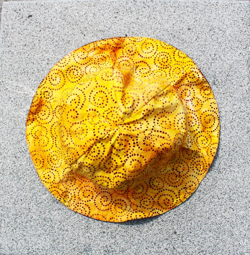 [CURLY CURLY] Gold  / A Flower Of Hat (Sided wear) - หมวก - วัสดุอื่นๆ สีเหลือง