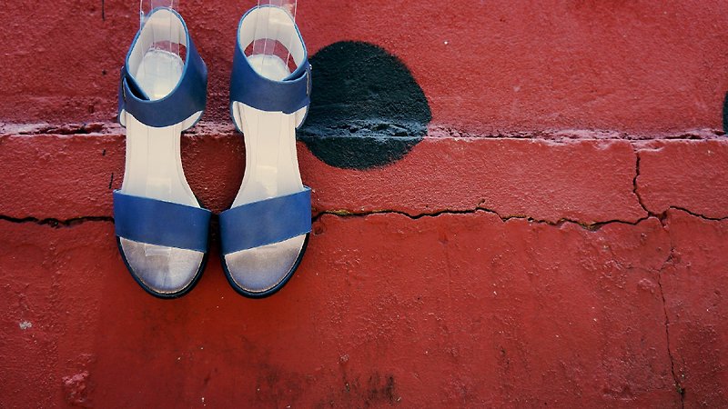 Squirt summer summer taste two diamond shaped sandals with blue - รองเท้ารัดส้น - หนังแท้ สีดำ