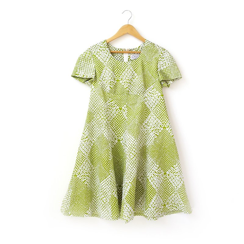 BajuTua /古著/ 頻果綠 點點大圓擺短洋裝 - 連身裙 - 其他材質 綠色