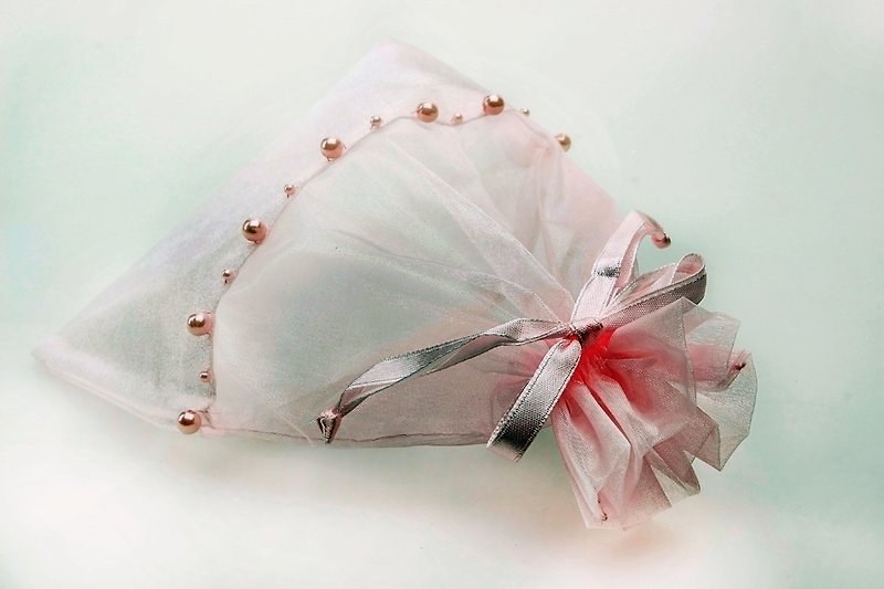 Organza Beaded Bag Drawstring Pouch Handmade Pink Color - 3 Pieces Set - วัสดุห่อของขวัญ - วัสดุอื่นๆ สึชมพู