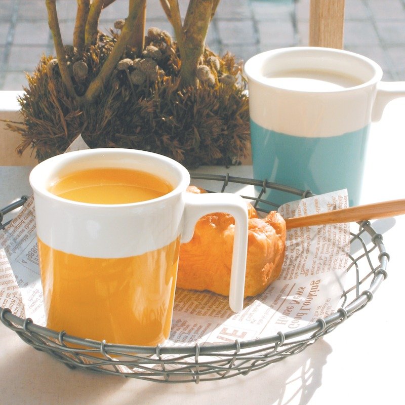 [Color] drink of the cup tie ceremony kiss mug (sub + orange cocktail) - Mugs - Porcelain Multicolor