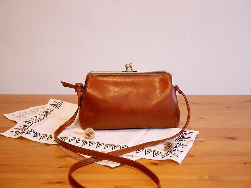PACKER _ milk coffee milk - Messenger Bags & Sling Bags - Genuine Leather Brown