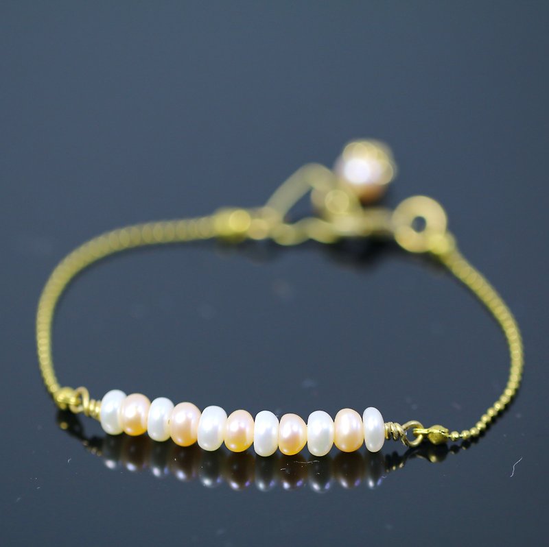 [ColorDay] Ocean Love Series - Natural white and pink pearl bracelet copper - Bracelets - Gemstone White