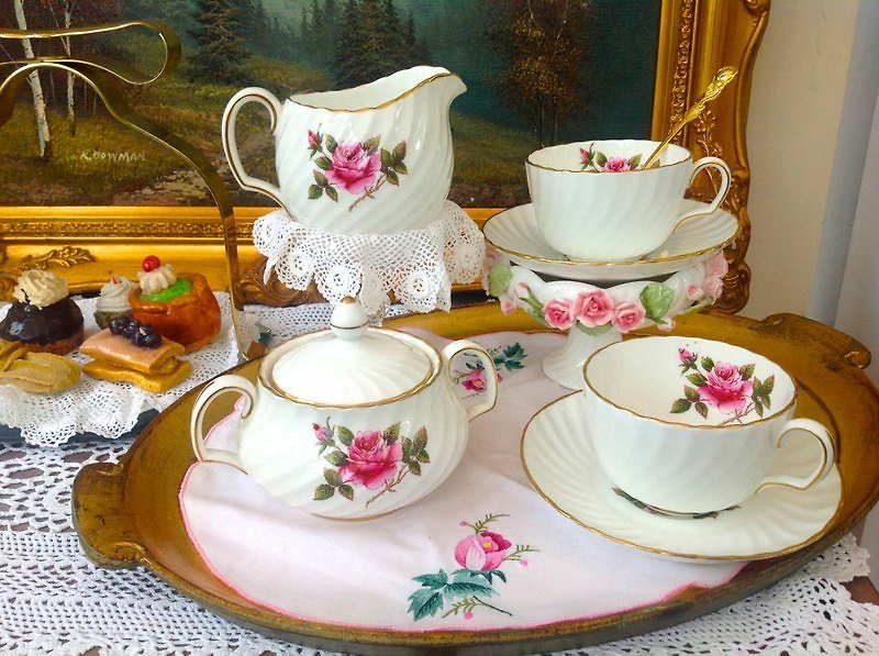 ♥安妮瘋古物♥英國骨瓷 1950年 Northumbria 全手繪鑲金玫瑰骨瓷花茶杯組～兩人份6件組 - 茶具/茶杯 - 其他材質 白色