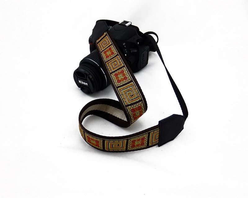 Camera strap can print personalized custom leather stitching national wind embroidery pattern 009 - ขาตั้งกล้อง - หนังแท้ สีทอง
