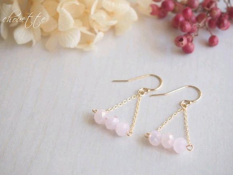 [14kgf] milky pink glass bead earrings - Earrings & Clip-ons - Other Metals 