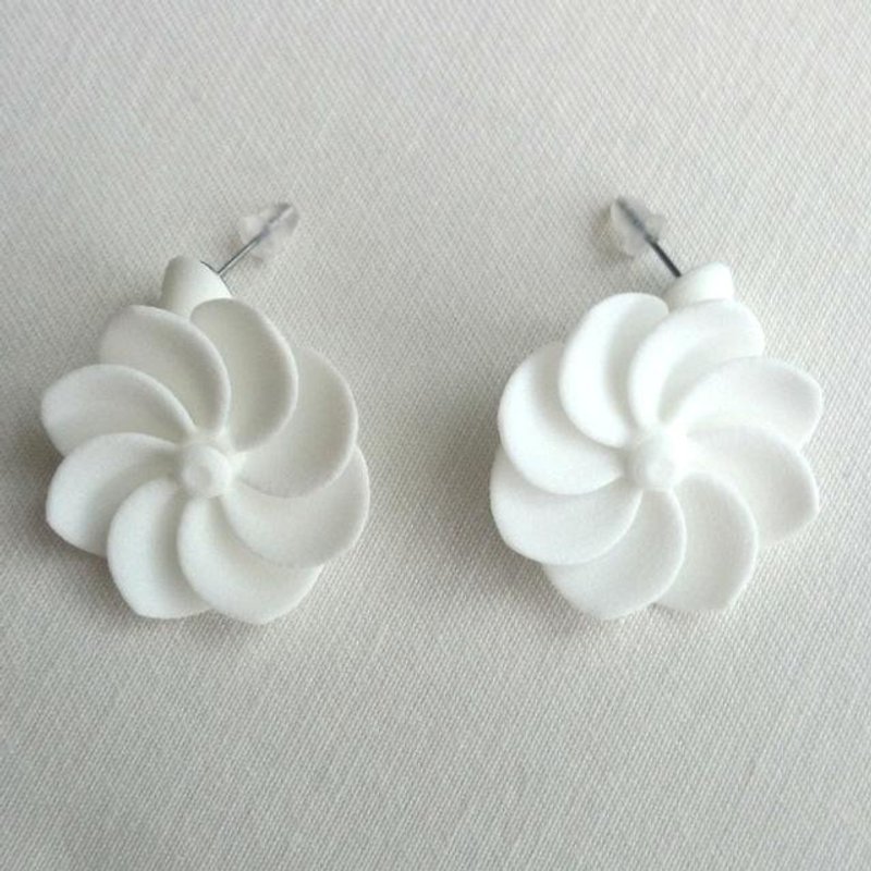 breezea earrings - Earrings & Clip-ons - Plastic White