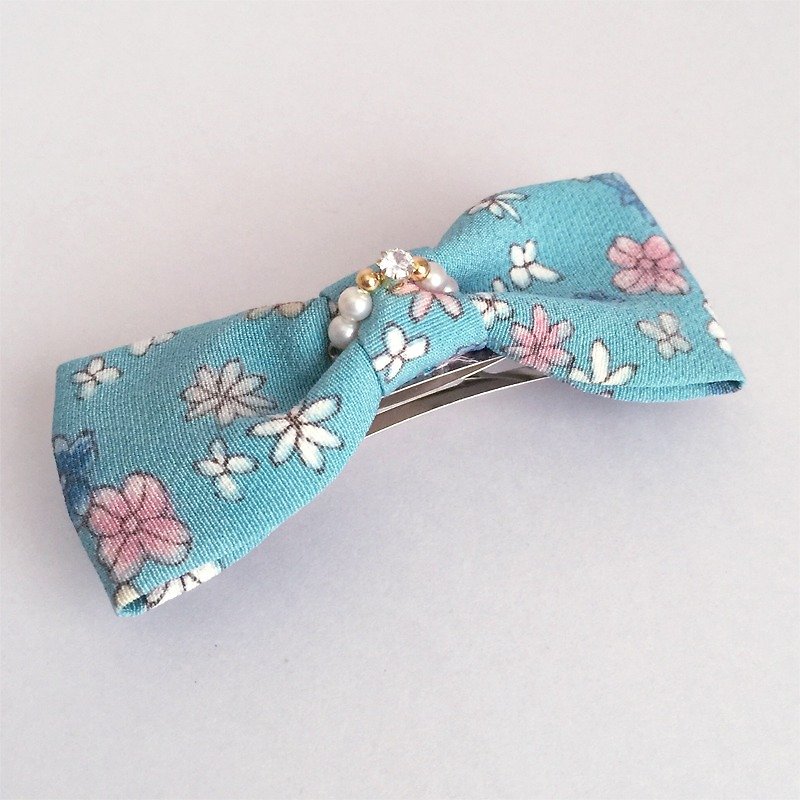 Ribbon Barrette with Japanese traditional pattern, Kimono [Pure Silk] - Hair Accessories - Other Materials Blue