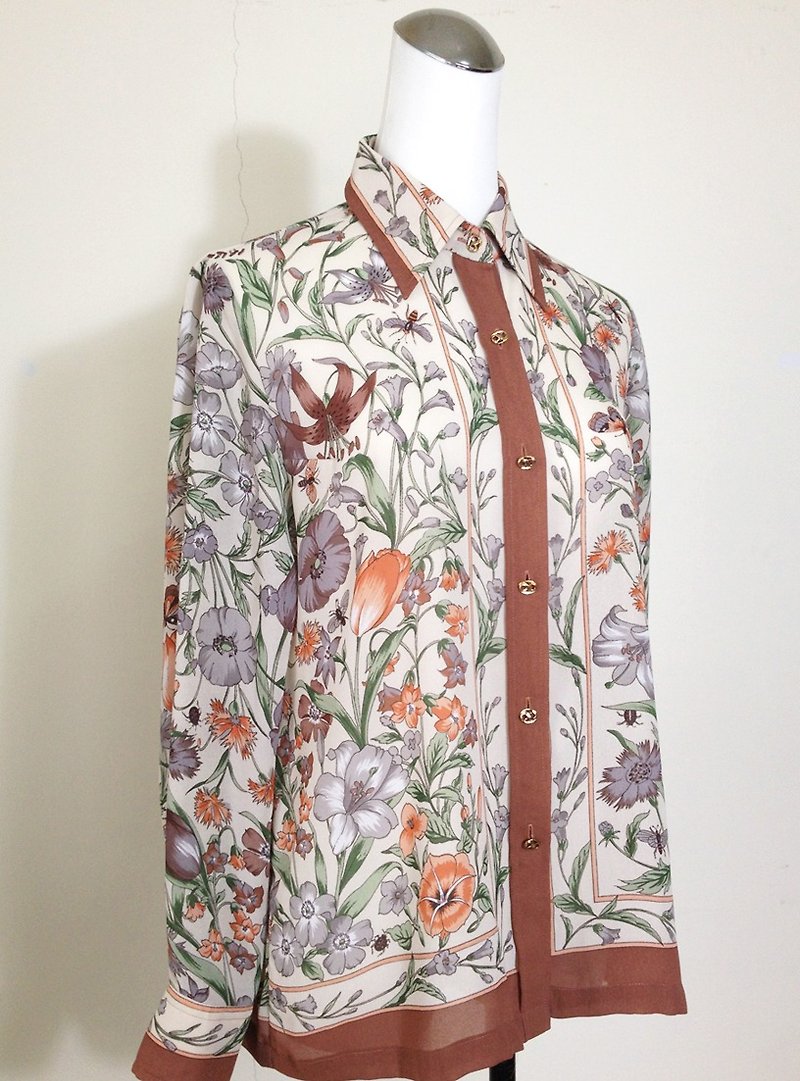 When vintage [Paris Flore light antique shirt] abroad back to vintage shirt VINTAGE - เสื้อเชิ้ตผู้หญิง - วัสดุอื่นๆ หลากหลายสี