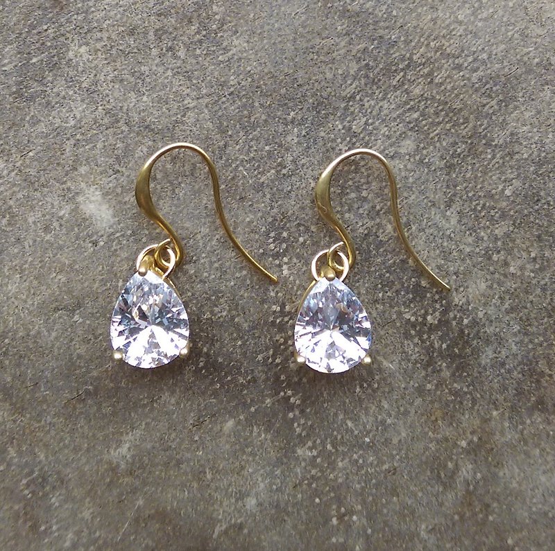 Simple pear-shaped CZ Earrings - Earrings & Clip-ons - Gemstone 