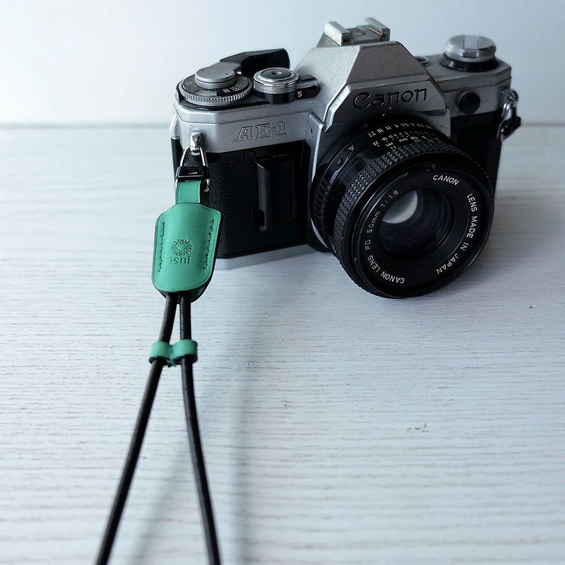 isni相機手腕帶 靛藍綠/黑 歐洲牛皮 職人手作りのカメラハンド - 相機/拍立得 - 真皮 綠色