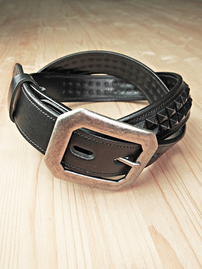 Chainloop self-made and customizable size rivet cowhide wide leather belt - เข็มขัด - หนังแท้ 