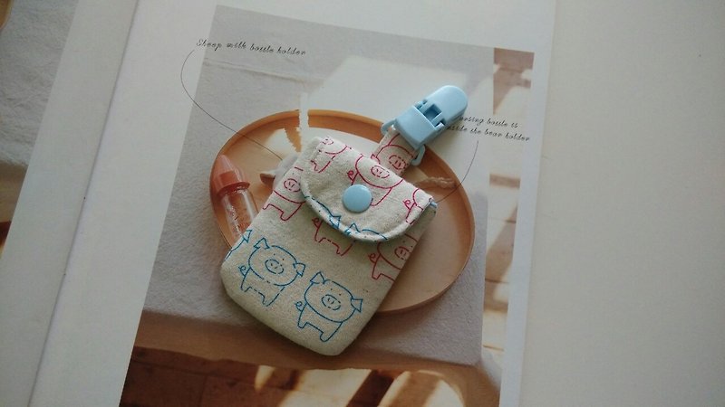 Cute pig births talismans gift bags - ผ้ากันเปื้อน - วัสดุอื่นๆ สีน้ำเงิน