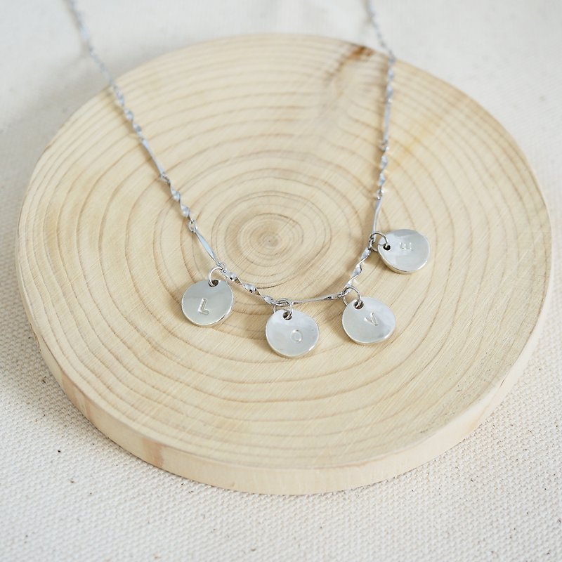 [Cami Handicraft] Love Button Necklace 18 " silver models - lover / friend / birthday gift - Chokers - Other Metals Gray
